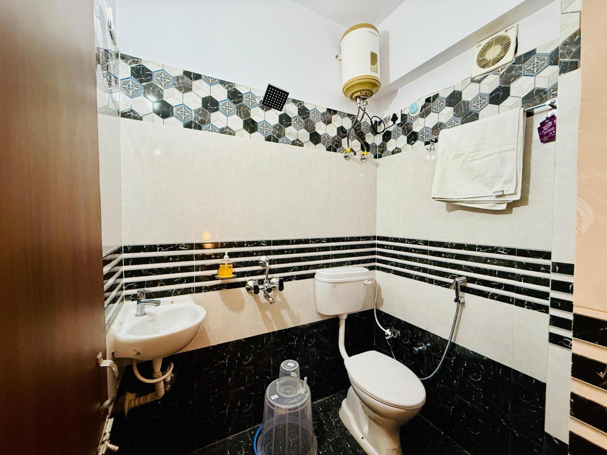 Hotel Golden Crystal Patna (Bihar) Quarto foto